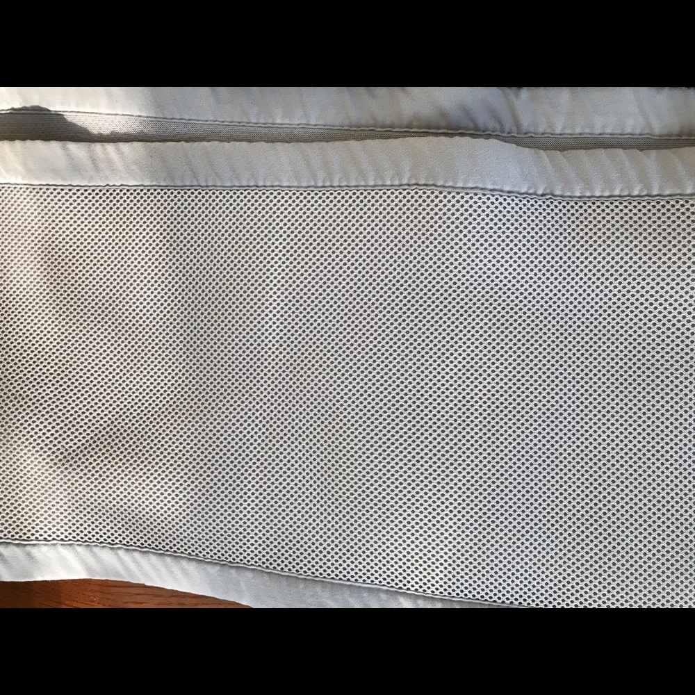 Breathable Mesh Crib Liner in Gray